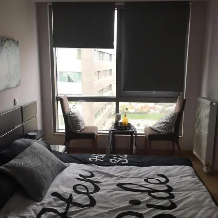 Sehrin Muekkemel Manzarasi Ayaklarinizin Altinda Apartmán Istanbulská provincie